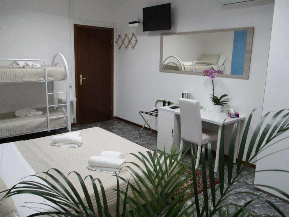 Maxim Rooms Roma Dış mekan fotoğraf